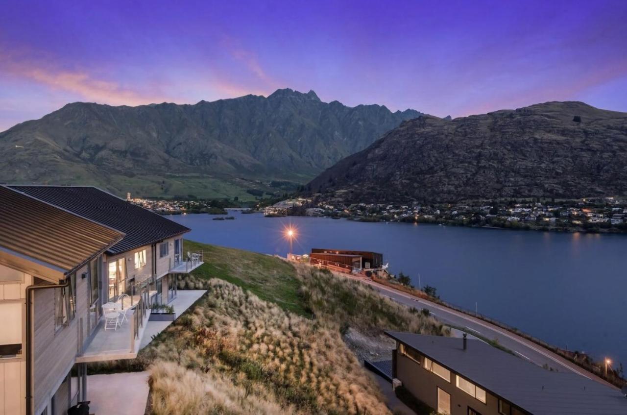 Bluewater Views Villa Queenstown Exterior photo